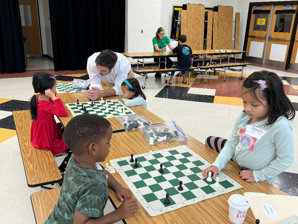 Chess Team Challenges Campus to Blindfolded Match - News Center