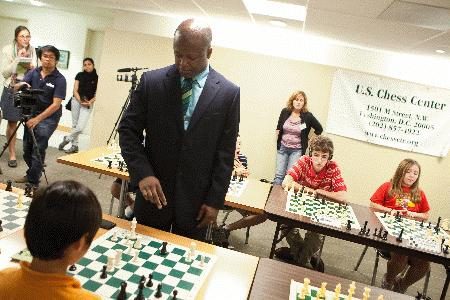 GM Maurice Ashley playing a simultaneous exhibition at the U.S. Chess Center